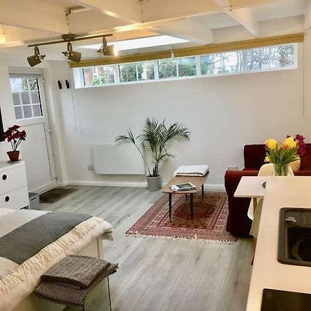 Brighton Boutique Garden Studio With Free Parking Экстерьер фото