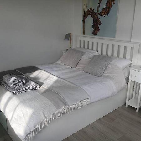 Brighton Boutique Garden Studio With Free Parking Экстерьер фото